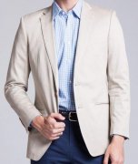 如何才能穿好定制休閑西裝？要注意哪些方面？